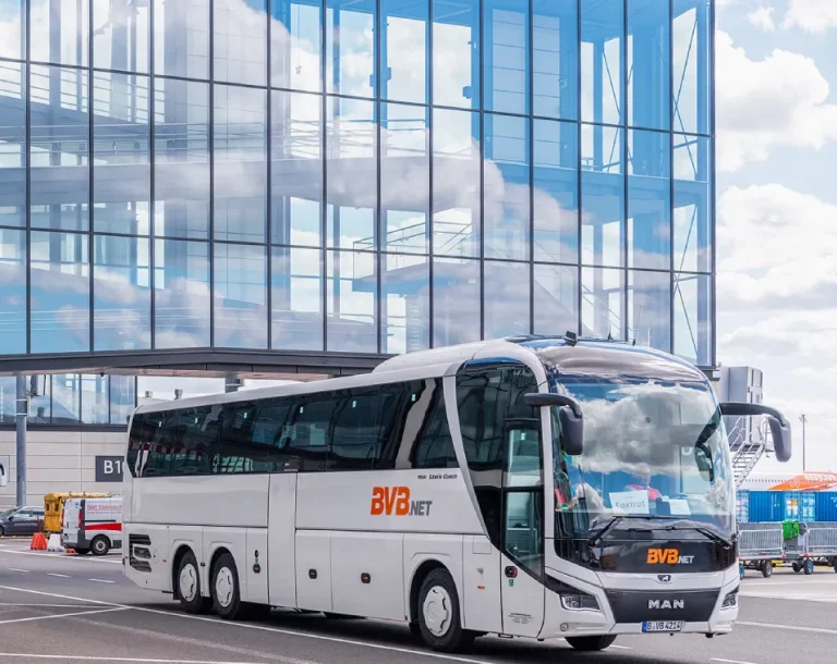 Drivers Buses from BER Airport e1646839263488